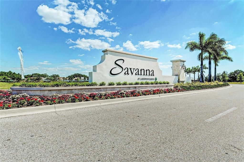En Venta: $649,300 (4 camas, 3 baños, 2231 Pies cuadrados)