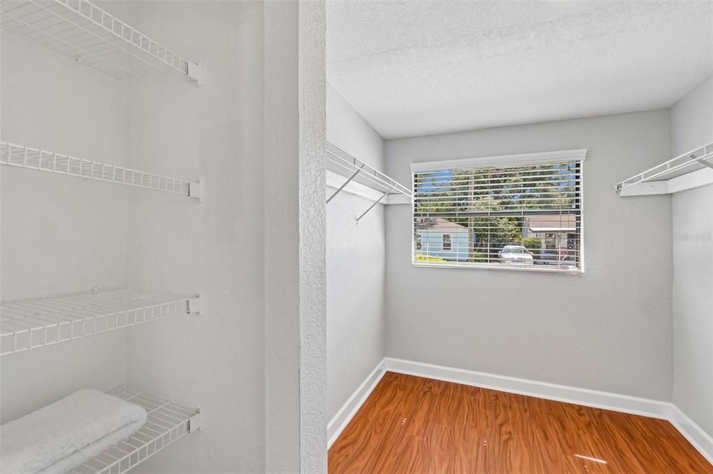 В аренду: $2,950 (3 спален, 2 ванн, 1228 Квадратных фут)