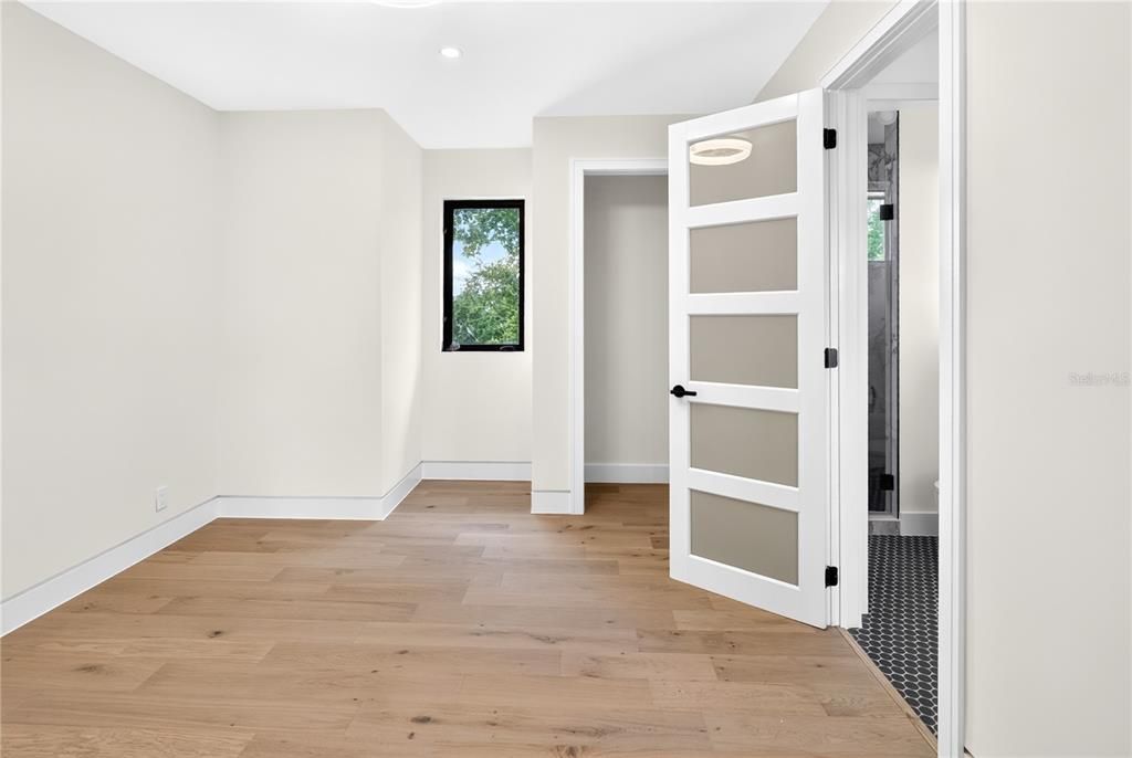 For Sale: $5,690,000 (5 beds, 5 baths, 4195 Square Feet)