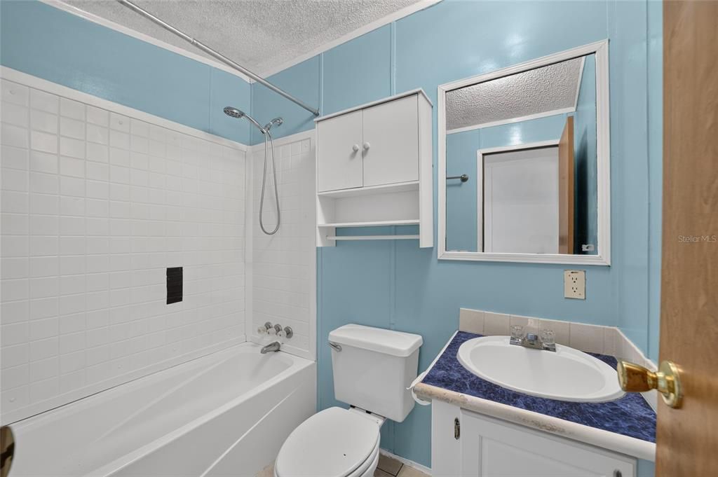 En Venta: $135,000 (3 camas, 2 baños, 1216 Pies cuadrados)