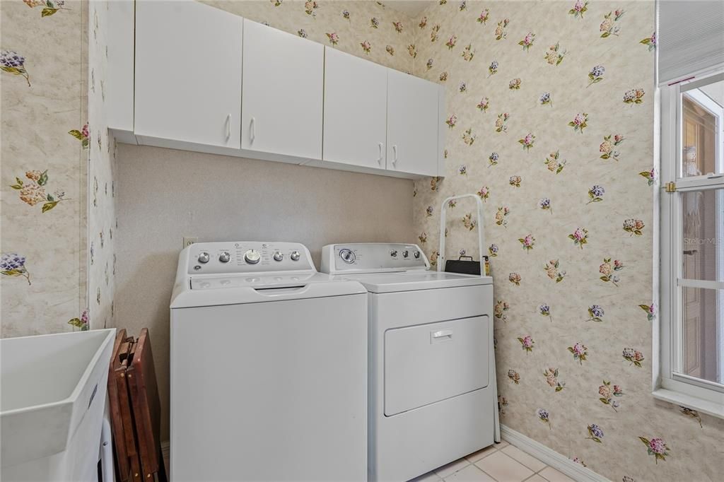 En Venta: $500,000 (3 camas, 2 baños, 1953 Pies cuadrados)