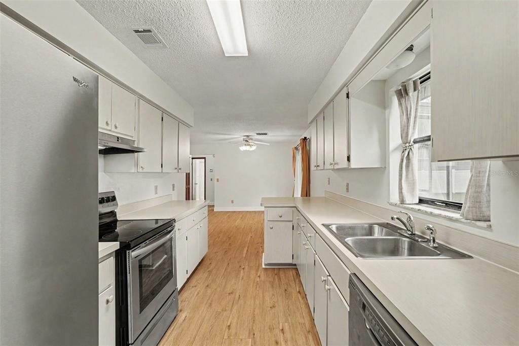 En Venta: $239,000 (3 camas, 2 baños, 1508 Pies cuadrados)