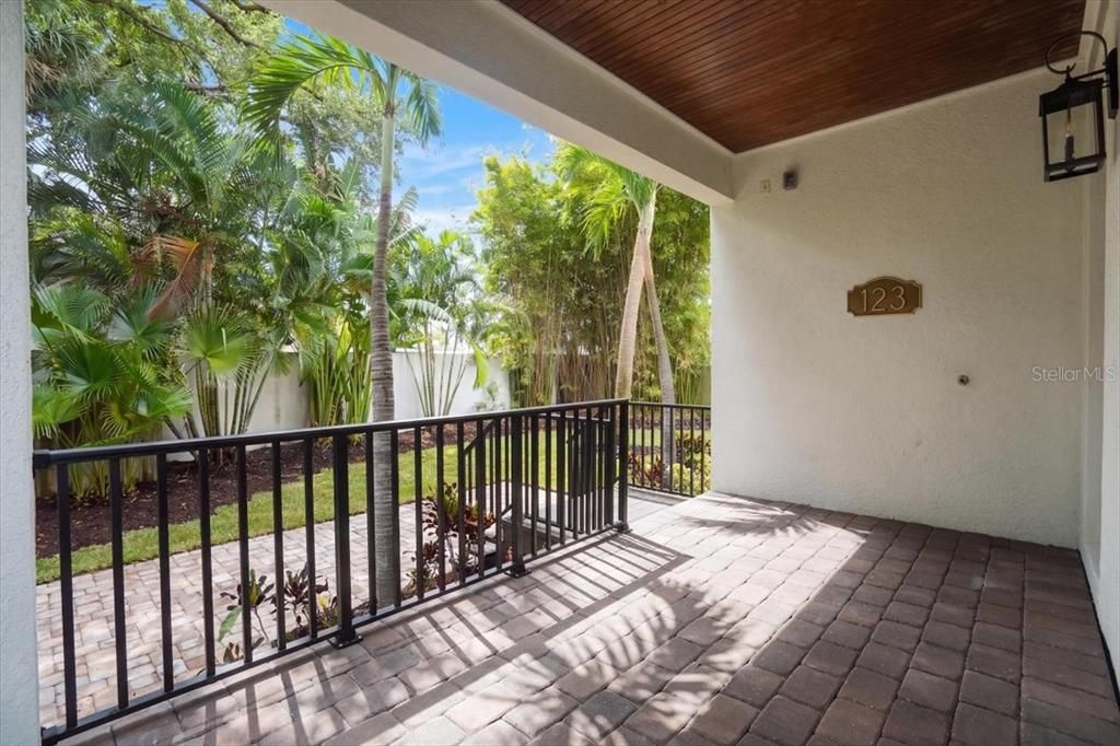 For Sale: $1,399,000 (4 beds, 4 baths, 3186 Square Feet)