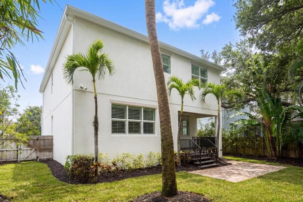 For Sale: $1,399,000 (4 beds, 4 baths, 3186 Square Feet)