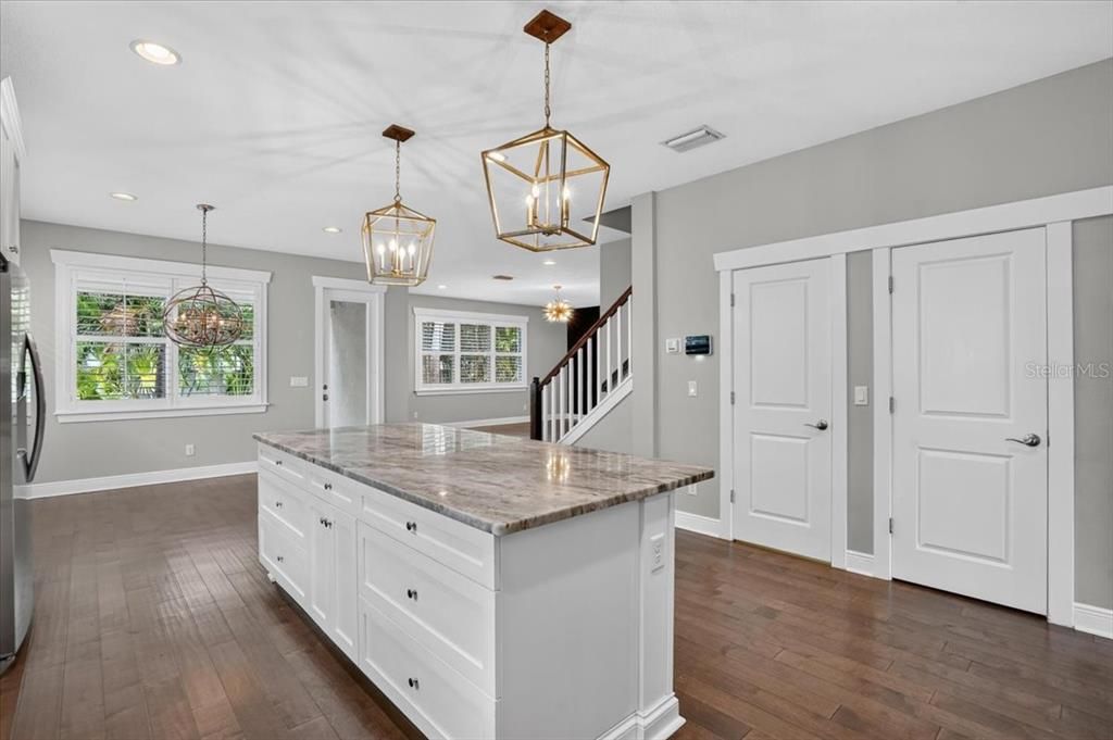 For Sale: $1,399,000 (4 beds, 4 baths, 3186 Square Feet)