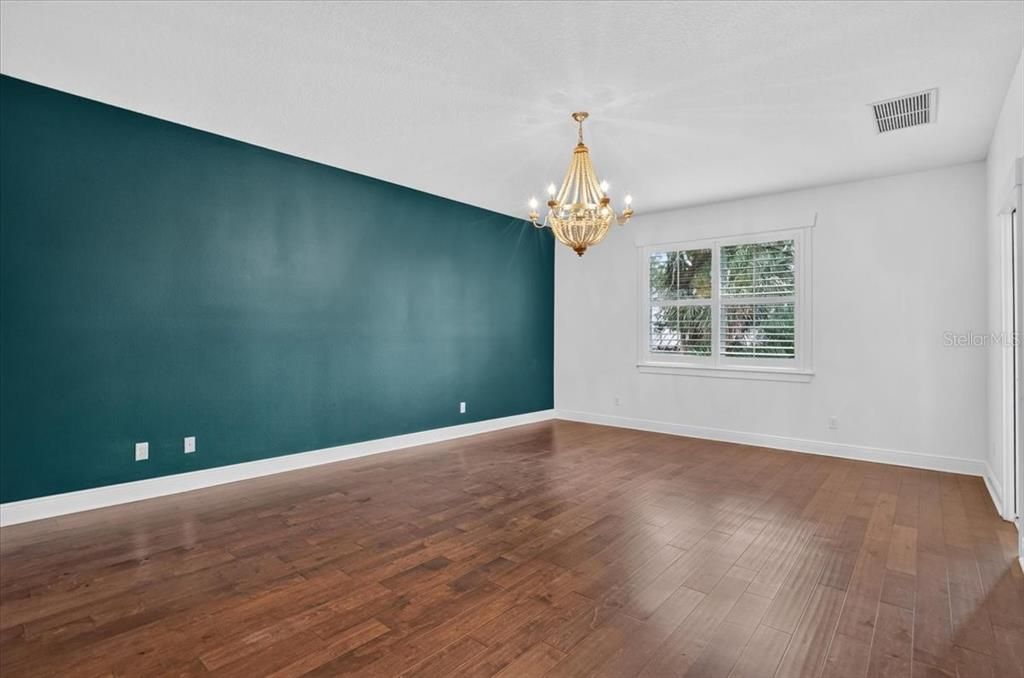 For Sale: $1,399,000 (4 beds, 4 baths, 3186 Square Feet)