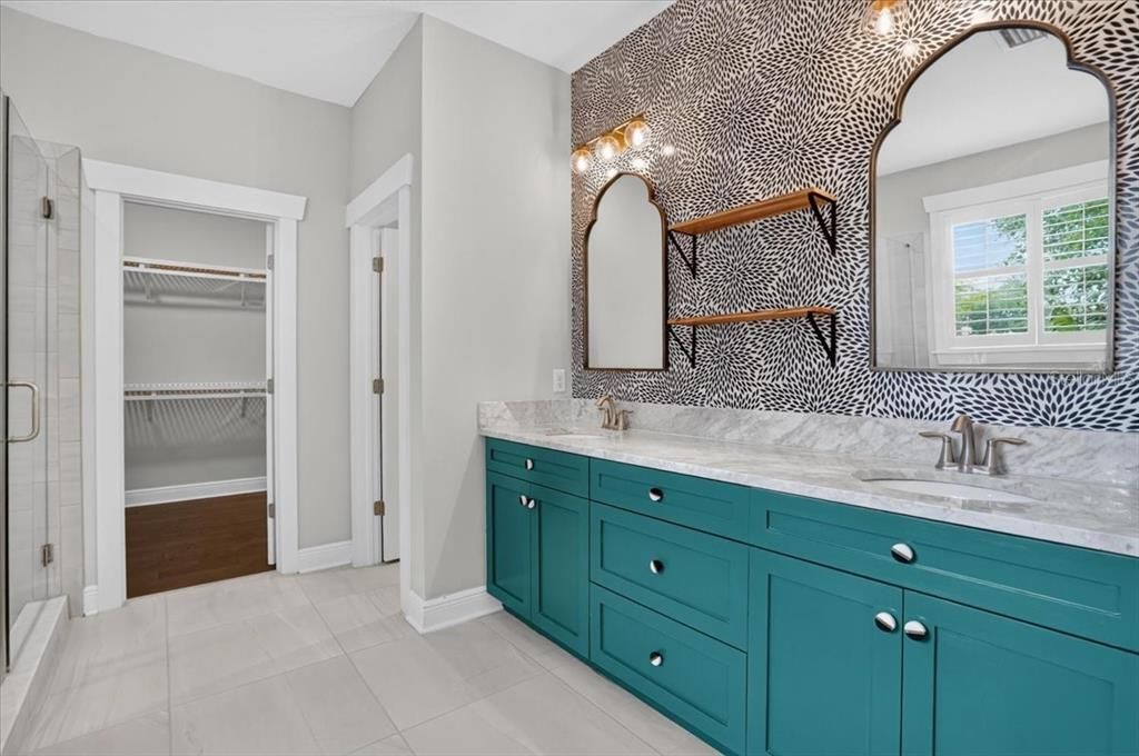 For Sale: $1,399,000 (4 beds, 4 baths, 3186 Square Feet)
