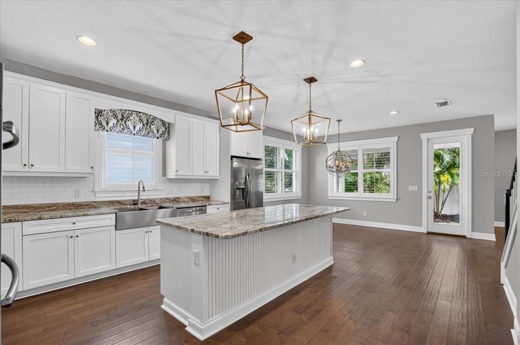 For Sale: $1,399,000 (4 beds, 4 baths, 3186 Square Feet)