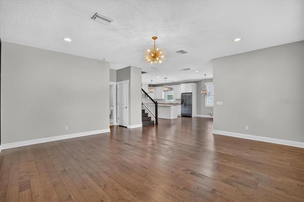 For Sale: $1,399,000 (4 beds, 4 baths, 3186 Square Feet)