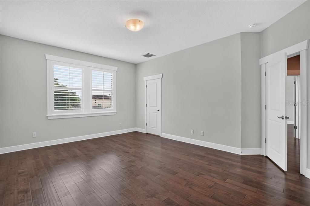 For Sale: $1,399,000 (4 beds, 4 baths, 3186 Square Feet)