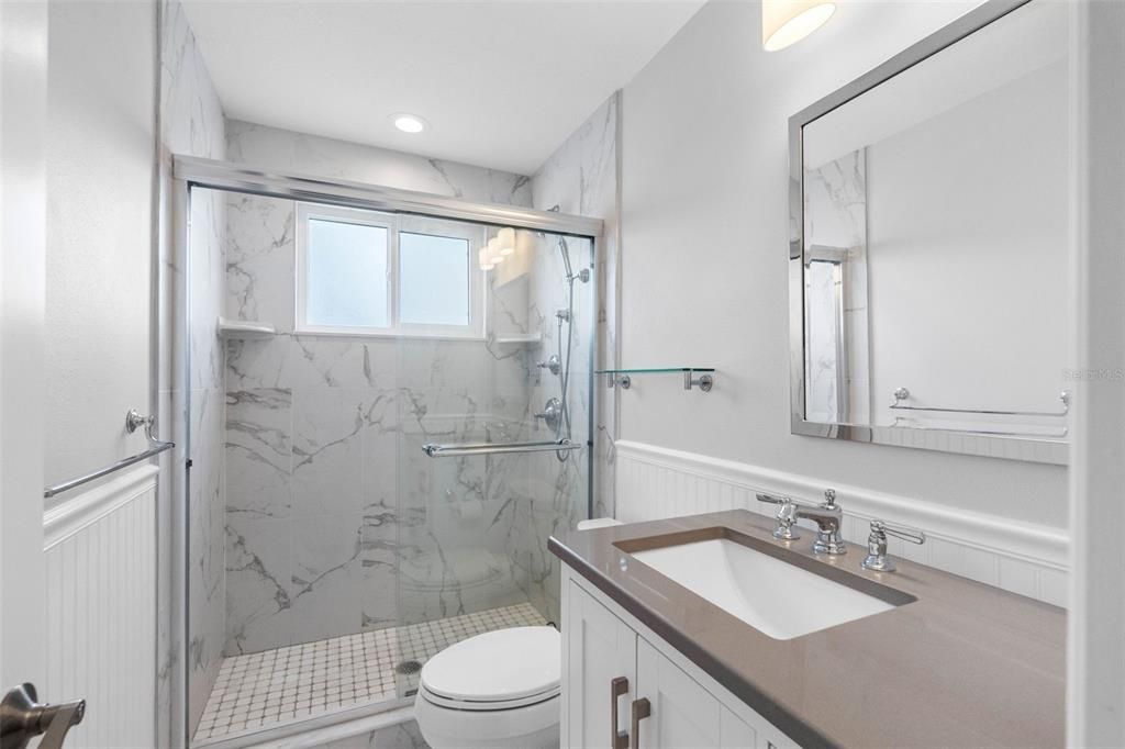 En Venta: $349,900 (2 camas, 2 baños, 1250 Pies cuadrados)