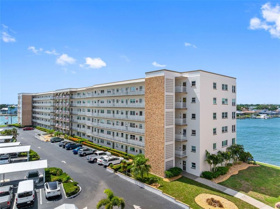 En Venta: $349,900 (2 camas, 2 baños, 1250 Pies cuadrados)