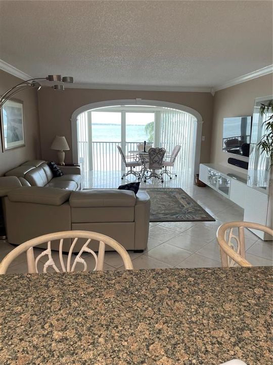 For Rent: $3,300 (2 beds, 2 baths, 1007 Square Feet)