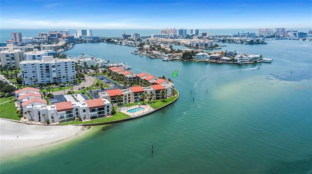 For Rent: $3,300 (2 beds, 2 baths, 1007 Square Feet)