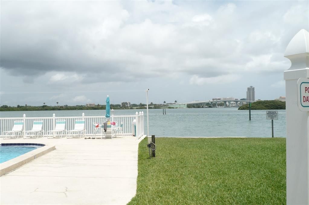 For Rent: $3,300 (2 beds, 2 baths, 1007 Square Feet)