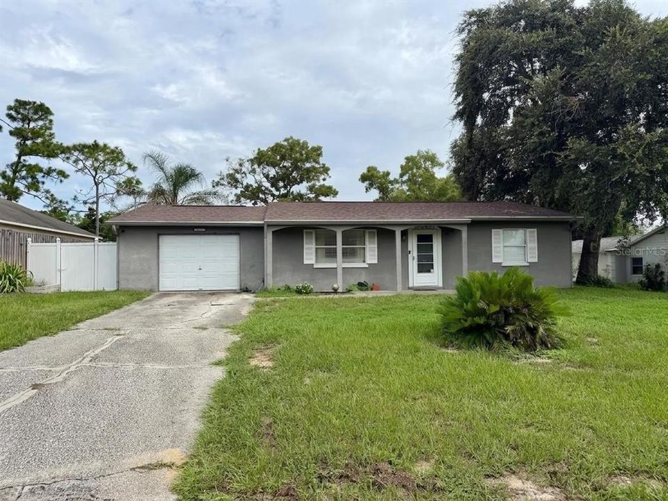For Sale: $230,000 (2 beds, 2 baths, 1008 Square Feet)