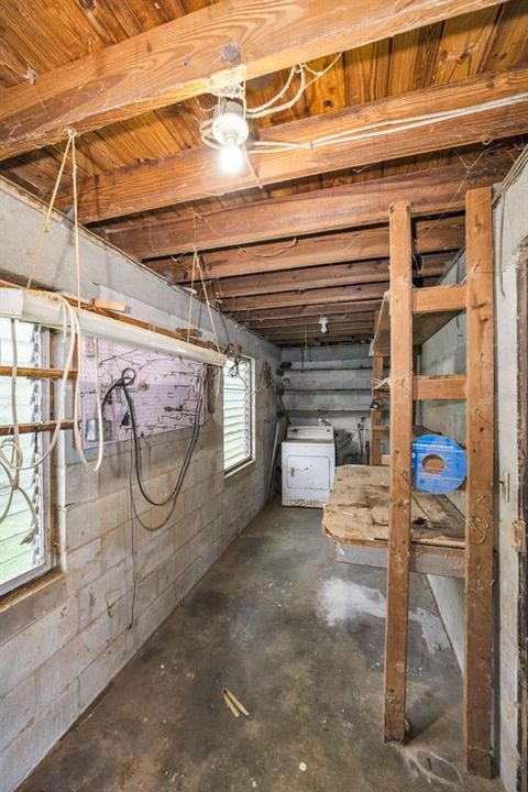 En Venta: $300,000 (4 camas, 2 baños, 1797 Pies cuadrados)