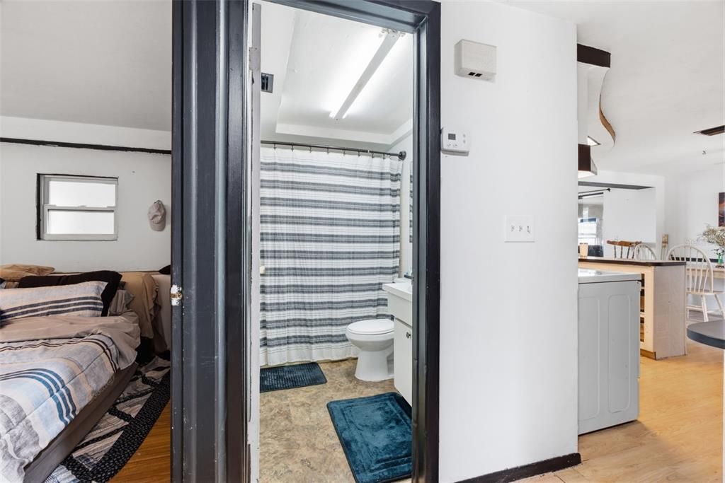 For Sale: $219,990 (2 beds, 1 baths, 1050 Square Feet)