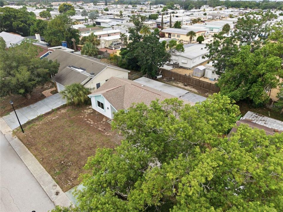 For Sale: $219,990 (2 beds, 1 baths, 1050 Square Feet)