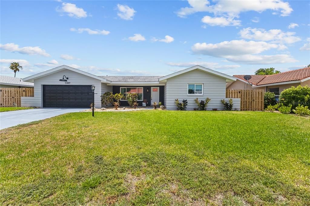 En Venta: $474,900 (3 camas, 2 baños, 1429 Pies cuadrados)