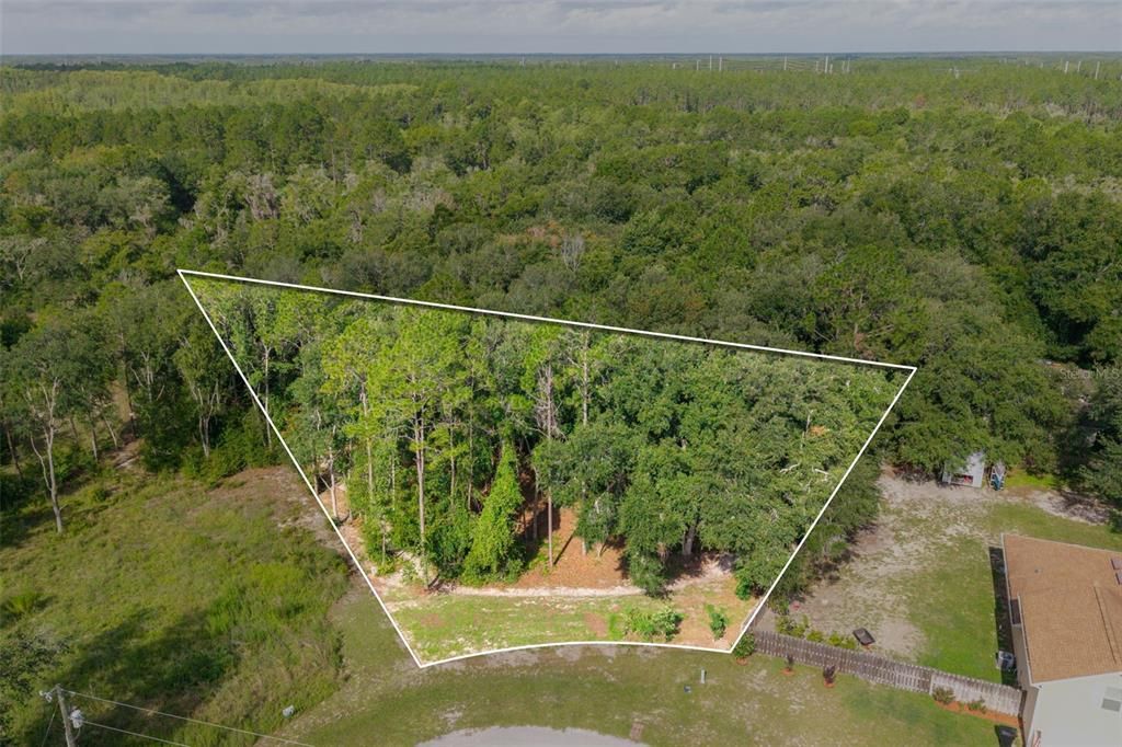 待售: $28,000 (0.50 acres)