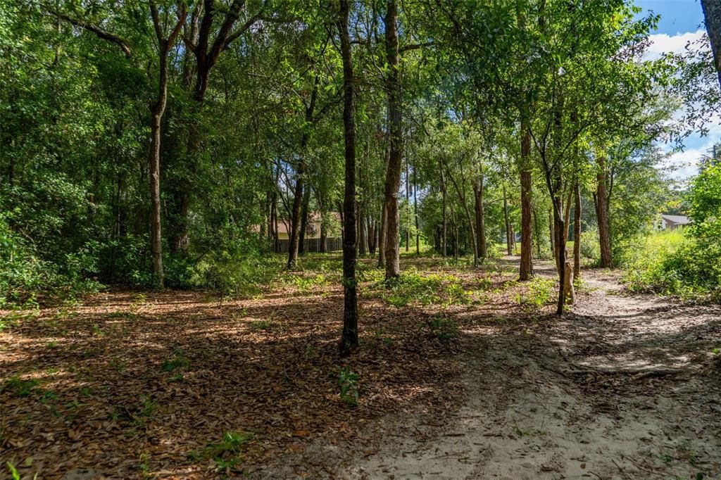 待售: $28,000 (0.50 acres)