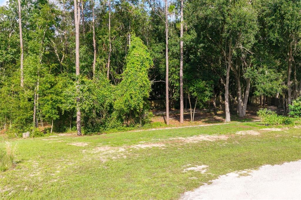 待售: $28,000 (0.50 acres)