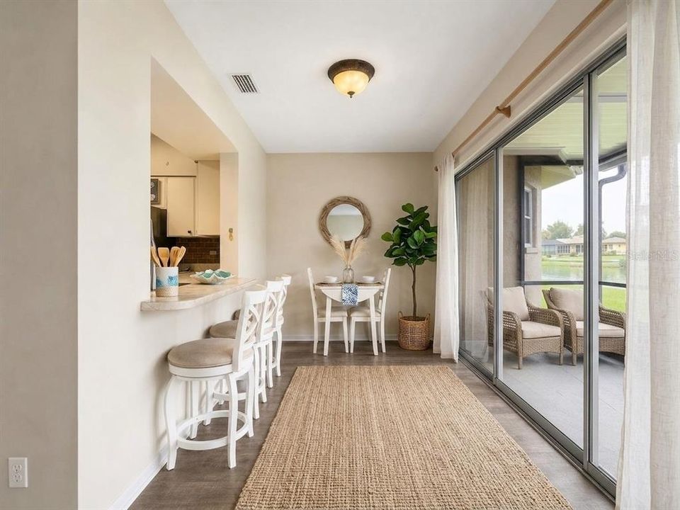 En Venta: $400,000 (3 camas, 3 baños, 1949 Pies cuadrados)