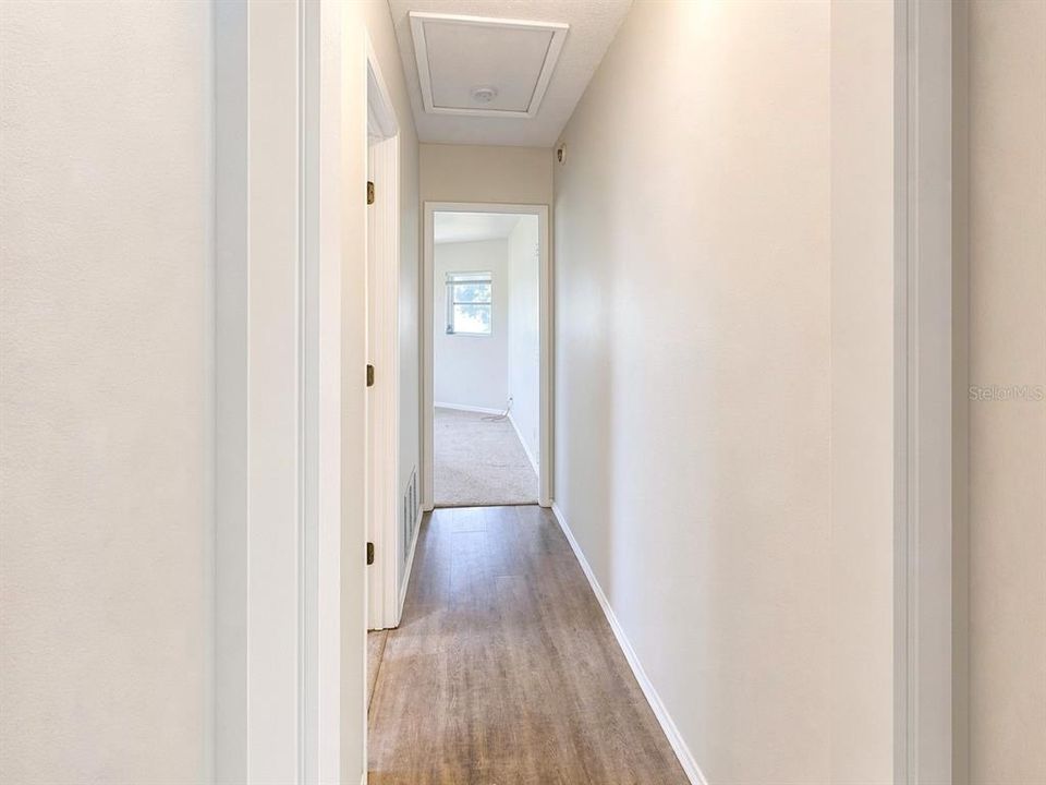 En Venta: $400,000 (3 camas, 3 baños, 1949 Pies cuadrados)