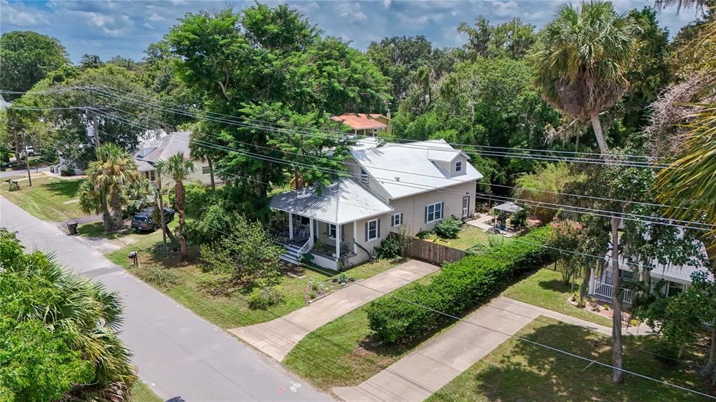 For Sale: $499,999 (4 beds, 2 baths, 2768 Square Feet)