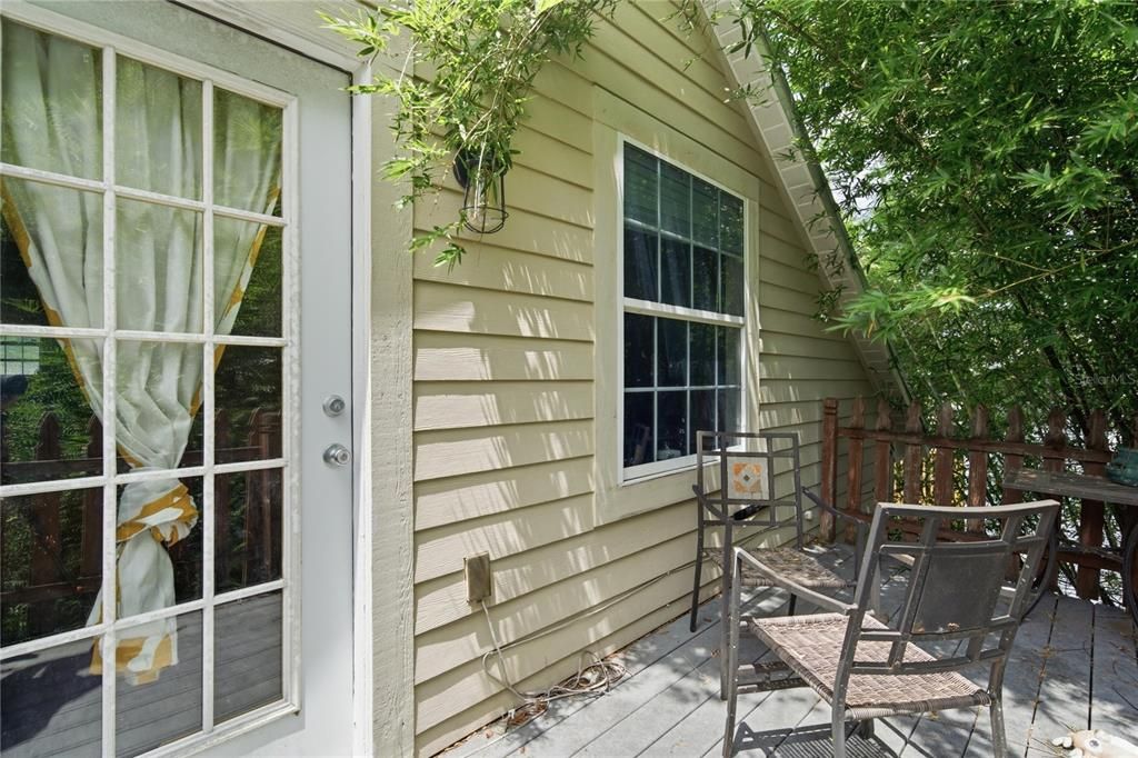 For Sale: $499,999 (4 beds, 2 baths, 2768 Square Feet)