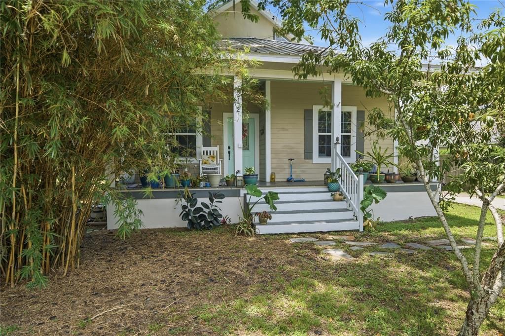 For Sale: $499,999 (4 beds, 2 baths, 2768 Square Feet)