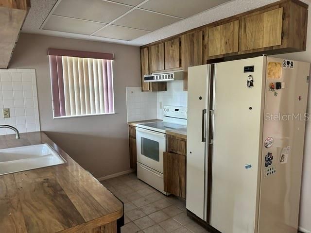 Activo con contrato: $199,000 (2 camas, 2 baños, 1345 Pies cuadrados)