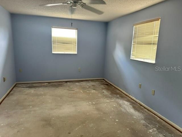 Activo con contrato: $199,000 (2 camas, 2 baños, 1345 Pies cuadrados)