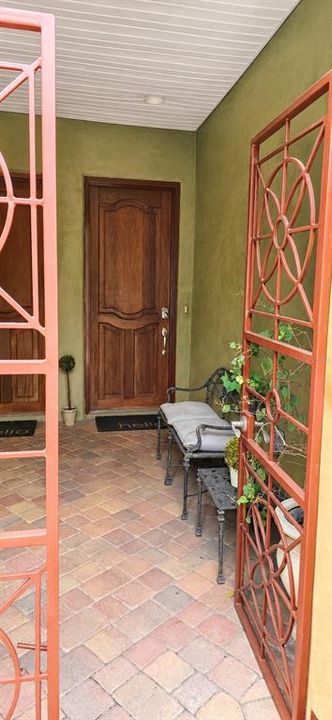 En Renta: $5,000 (3 camas, 2 baños, 2248 Pies cuadrados)