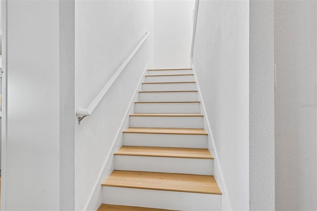 На продажу: $999,999 (3 спален, 2 ванн, 2807 Квадратных фут)