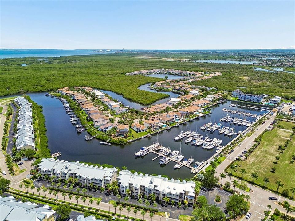 На продажу: $999,999 (3 спален, 2 ванн, 2807 Квадратных фут)