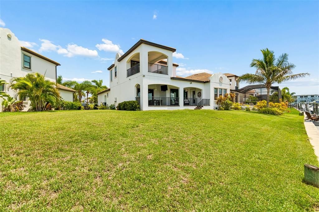 На продажу: $999,999 (3 спален, 2 ванн, 2807 Квадратных фут)