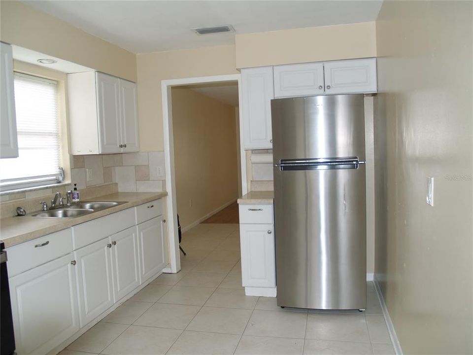 En Venta: $390,000 (4 camas, 0 baños, 2411 Pies cuadrados)