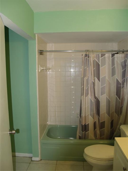 En Venta: $390,000 (4 camas, 0 baños, 2411 Pies cuadrados)