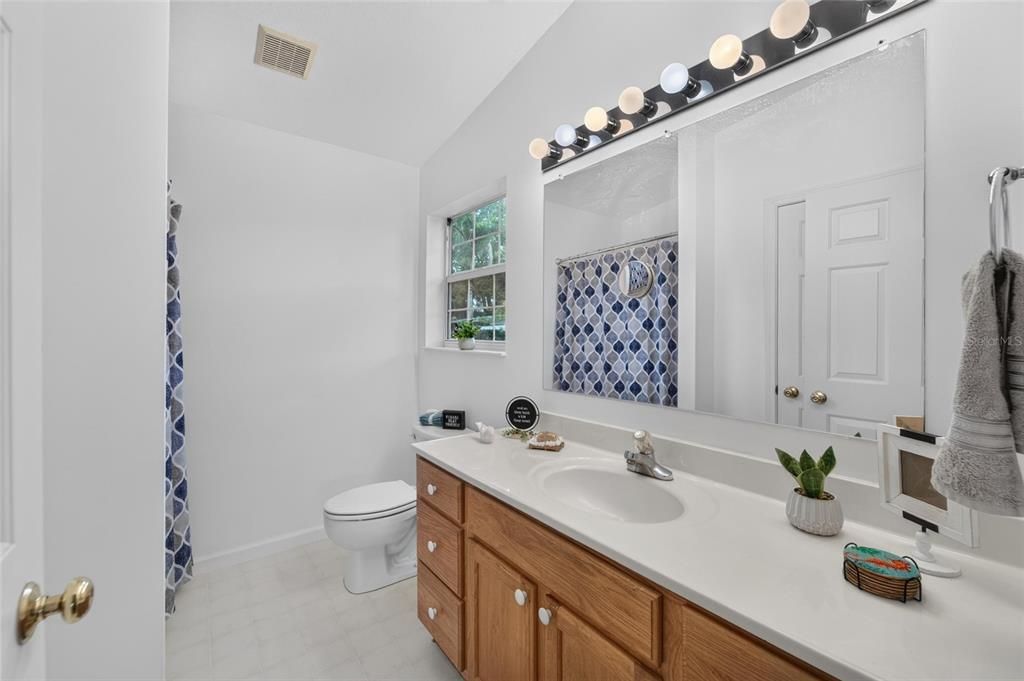 En Venta: $279,990 (2 camas, 2 baños, 936 Pies cuadrados)