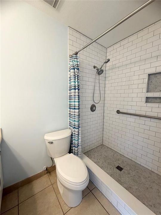 For Rent: $1,350 (2 beds, 2 baths, 1056 Square Feet)