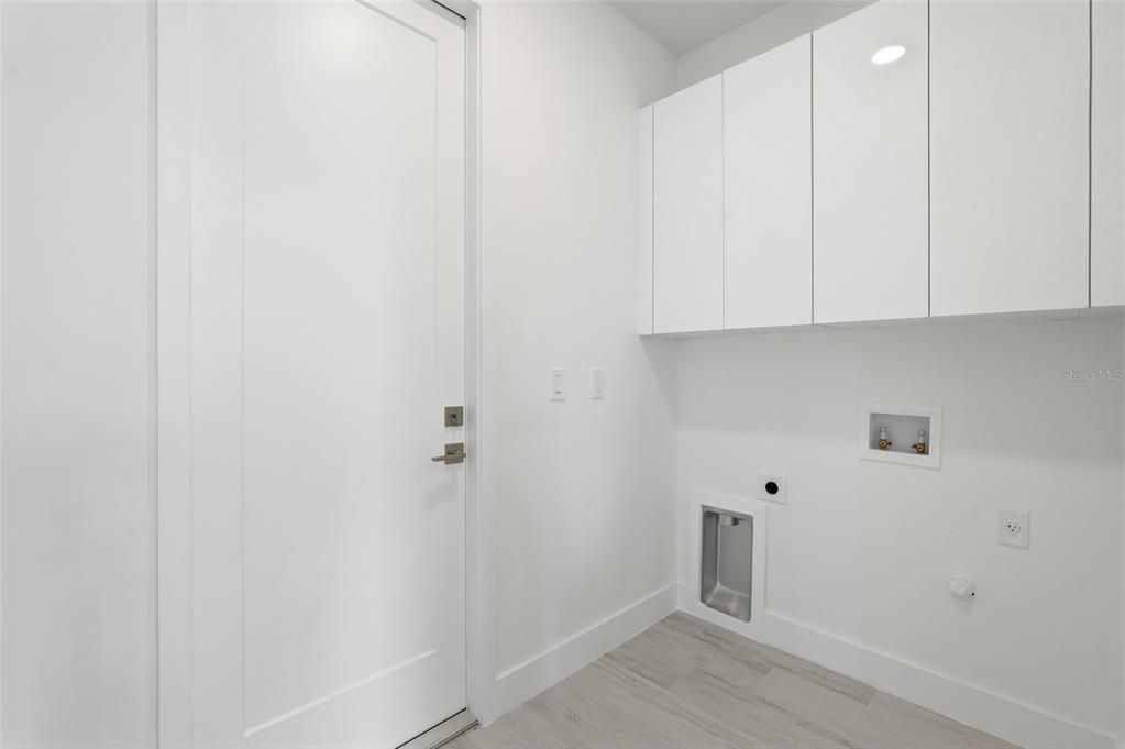 En Venta: $520,000 (3 camas, 2 baños, 1726 Pies cuadrados)