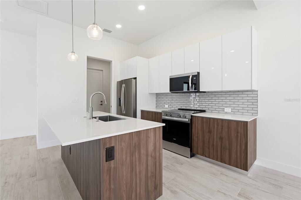 En Venta: $520,000 (3 camas, 2 baños, 1726 Pies cuadrados)