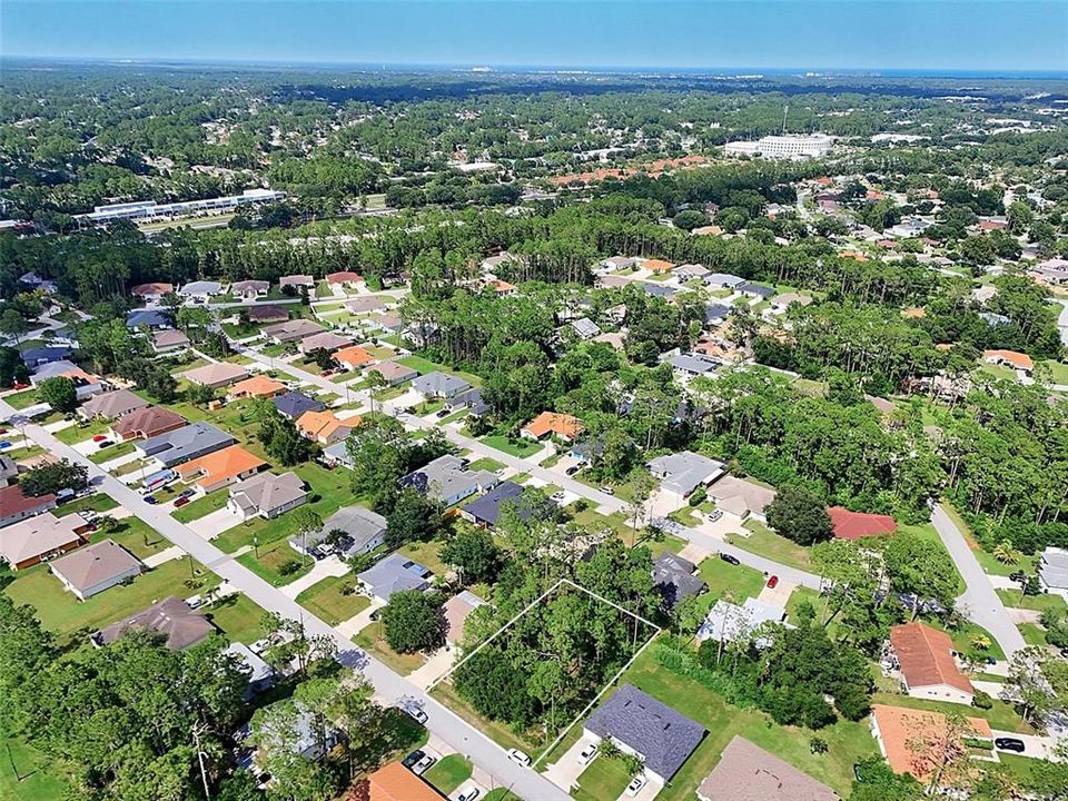 На продажу: $75,000 (0.23 acres)