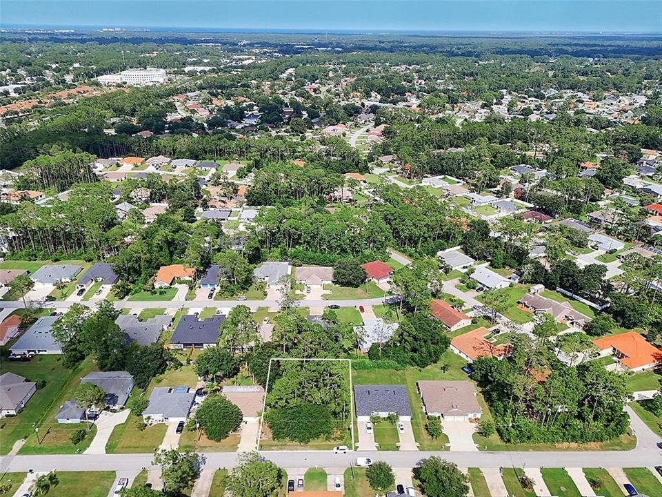 На продажу: $75,000 (0.23 acres)