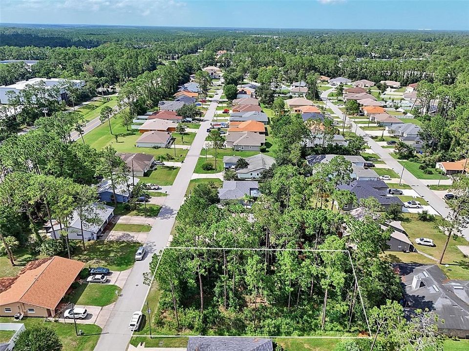 На продажу: $75,000 (0.23 acres)