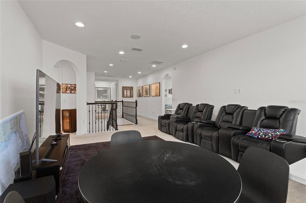 En Venta: $1,499,997 (6 camas, 4 baños, 4436 Pies cuadrados)