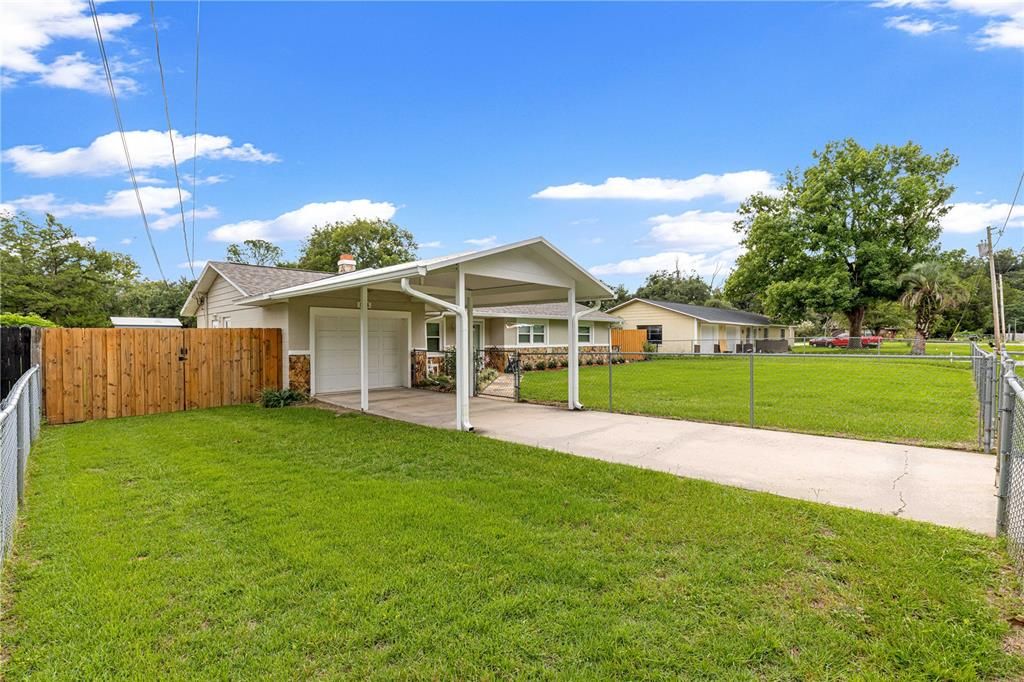 For Sale: $274,900 (3 beds, 2 baths, 1123 Square Feet)