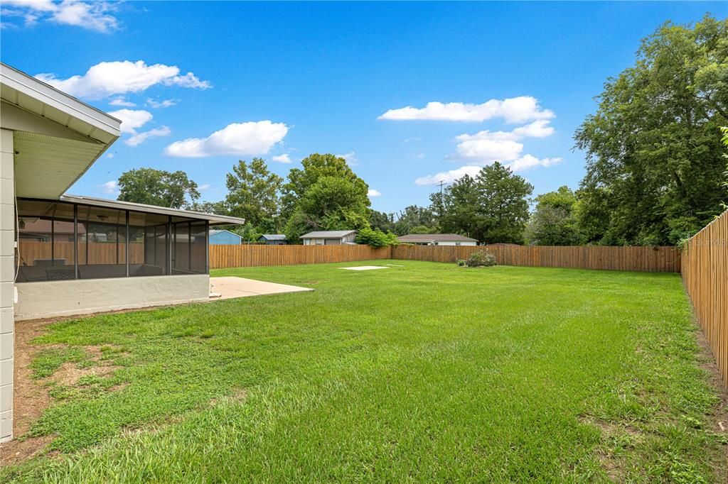 For Sale: $274,900 (3 beds, 2 baths, 1123 Square Feet)